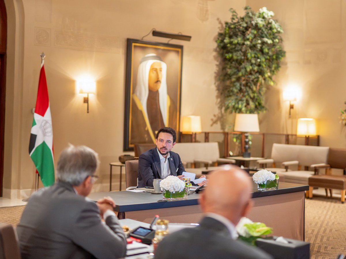 RHCJO's tweet photo. His Royal Highness Crown Prince Al Hussein chairs a meeting to review preparations for the Jordan-European Union Investment Conference, taking place on 19 November at the Dead Sea.
His Royal Highness stresses the importance of offering targeted investment opportunities that focus on vital sectors of national priority, urging government and relevant institutions to act immediately after the conference to follow up and build on conference recommendations.
#Jordan