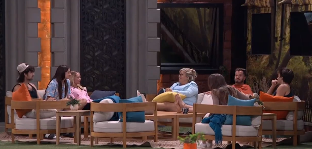 rbbq's tweet photo. The calm before the storm...Happy Diamond Power of Veto Day to any of you who celebrate.

Things You "Need To Know" - Day 41 #BB28

1. Devens wonders if it's possible to NOT use the Diamond Power of Veto, but reverts back to planning to use it
2. LaLa names the alliance of Kamu/LaLa/Taylor/Yash "The Covenant"
3. Devens meets individually with Mallory, then Melody to pitch the idea of forming a large group of Angela/Barrett/Dee/Devens/Drew/Mallory/Melody, both agree
4. Yash confirms that he does not plan to use the Power of Veto
5. "The Mosh Pit" meets and forms, consisting of Angela/Barrett/Dee/Devens/Drew/Mallory/Melody
6. The backyard was open for the day, so the HGs spent a ton of time swimming, exercising, and relaxing

THE CURRENT PLANS (always subject to change)
-Yash he will NOT use the veto 
-Devens will save Dee with the Diamond Power of Veto and nominate Kamu
-Dee/Devens/Drew/Barrett/Melody/Mallory will evict Kamu (or Haley if Kamu wins Block Buster), saving Angela

What to Watch For Today?
- It's Angela's Birthday!
- post-Diamond Power of Veto feeds
