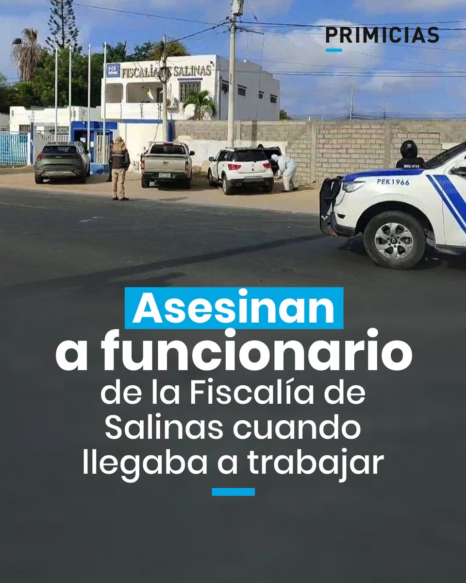 Primicias's tweet photo. El funcionario fue atacado a tiros mientras se encontraba dentro de un carro, en los exteriores de la Fiscalía de Salinas. Los atacantes se movilizaban en una motocicleta, según la Policía.
https://t.co/kI0rHK4b4W https://t.co/uWOqXLNYqN