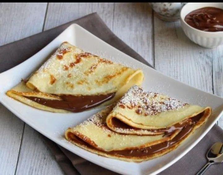 YoStoConTarabas's tweet photo. POST D'APPREZZAMENTO PER LE CREPES CON LA NUTELLA https://t.co/JFoJisQqVf