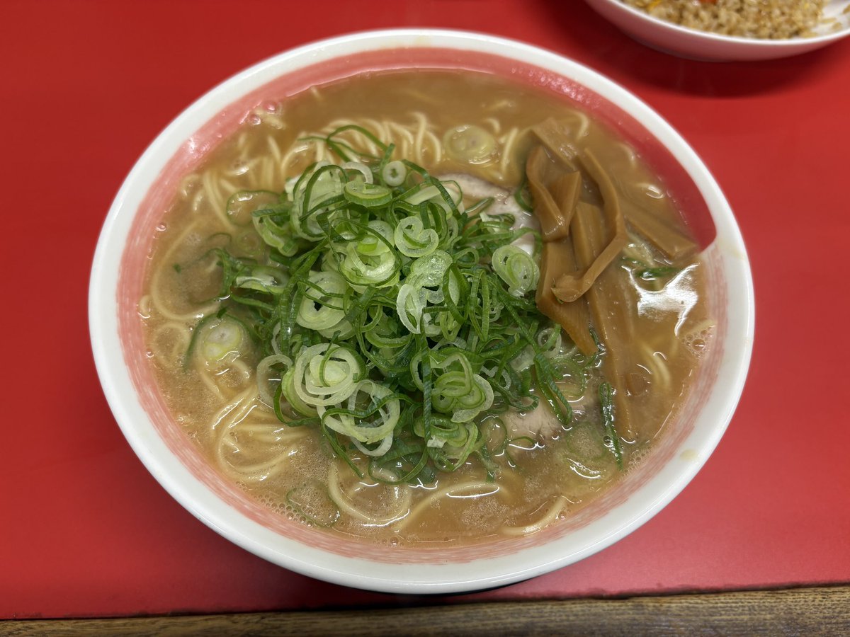 men_gurui's tweet photo. 天龍
ラーメン焼飯セット(ラーメン大盛) https://t.co/CWTK7zoXCS