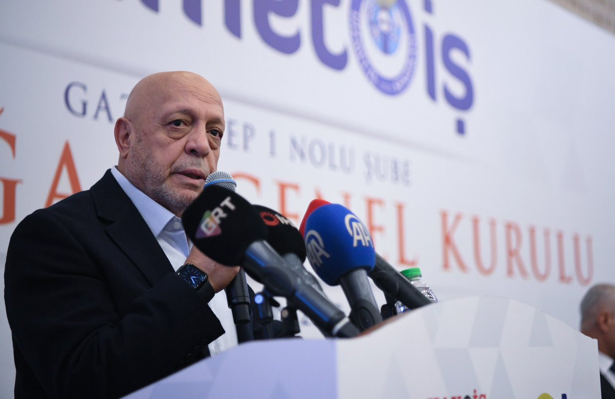 hakiskonf's tweet photo. ARSLAN, GAZİANTEP’TE ŞUBE GENEL KURULU’NA KATILDI

Genel Başkanımız Mahmut Arslan, 17 Ağustos 2026 tarihinde Hizmet-İş Sendikamızın Gaziantep 1 No’lu Şube 5. Olağan Genel Kurulu’na katılarak, çalışma hayatı ve gündeme ilişkin değerlendirmelerde bulundu.

https://t.co/KSl59kPOGe https://t.co/QkNRwlvplW