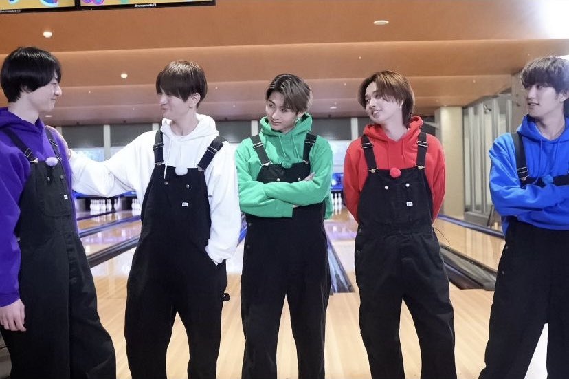 sk09_30's tweet photo. 根拠なんてどこにもないけど無条件に仲間だから〜 https://t.co/NbIzdRroyo