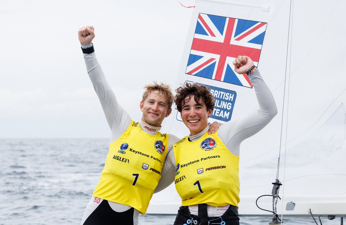 TeamGB's tweet photo. World Champs ✅
European Champs ✅

Martin Wrigley and Bettine Harris have cemented an incredible 470 sailing double this season ⛵️

📸 @worldsailing | @BritishSailing https://t.co/xiDOD9U3cu