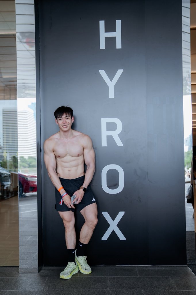 Teddyl3eal21's tweet photo. Second HYROX, finished in 1:29. 🔥 https://t.co/Job3g1daNs