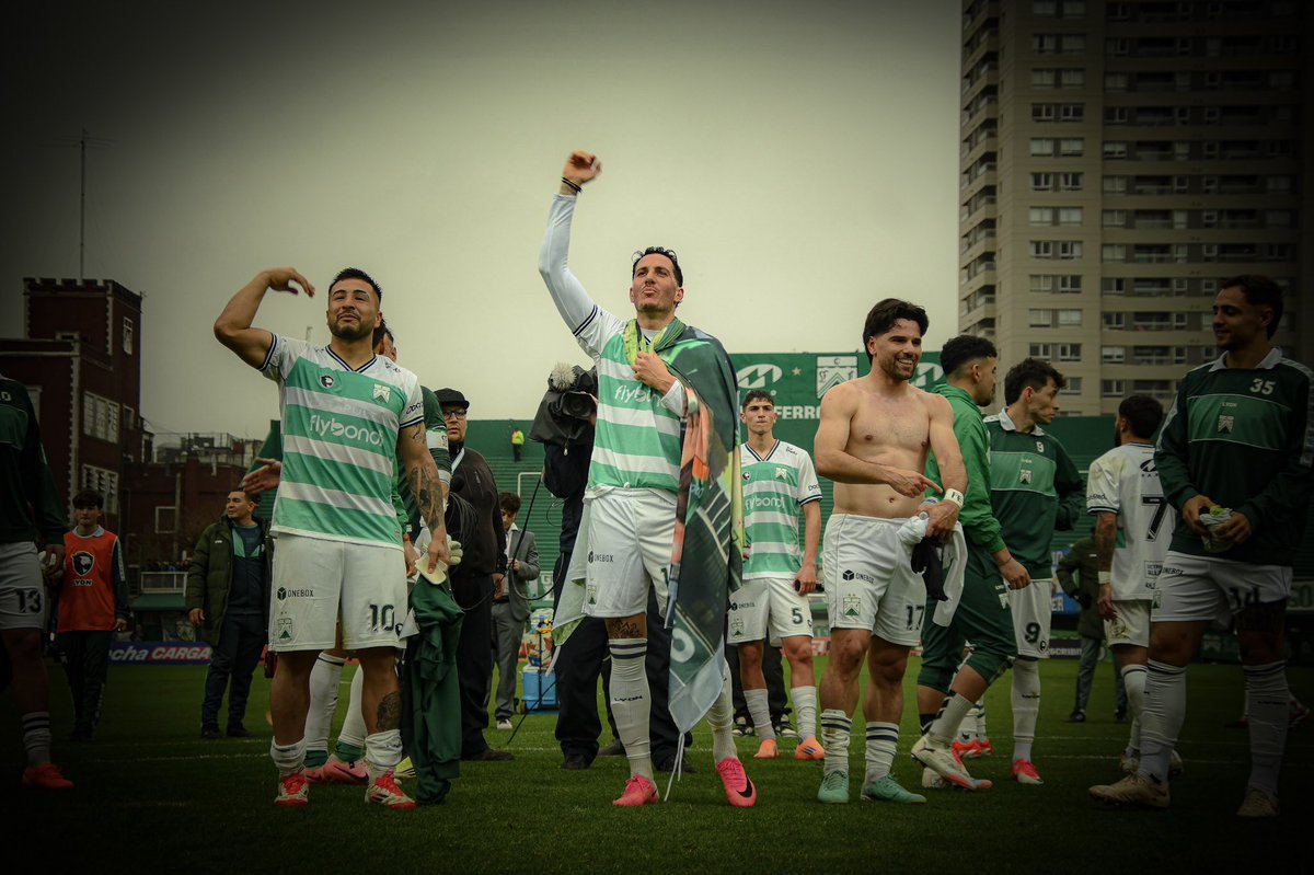 ari_e_g_'s tweet photo. RT @FerroOficial: 💚 No hay nada más lindo que arrancar la semana cuando gana Ferro 

¡Disfruten, Verdolagas! 🫂 https://t.co/dN9qPfD55V