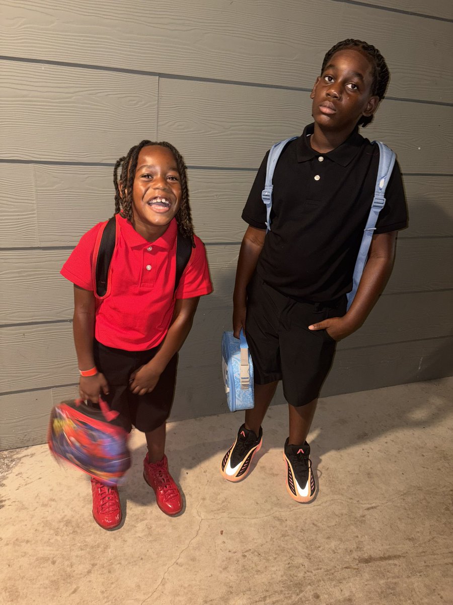 maliciousBEAUTY's tweet photo. Late Post! 🥰🫶🏽 First Week Complete 📚 #BoyMUVA https://t.co/WultD6EkRe