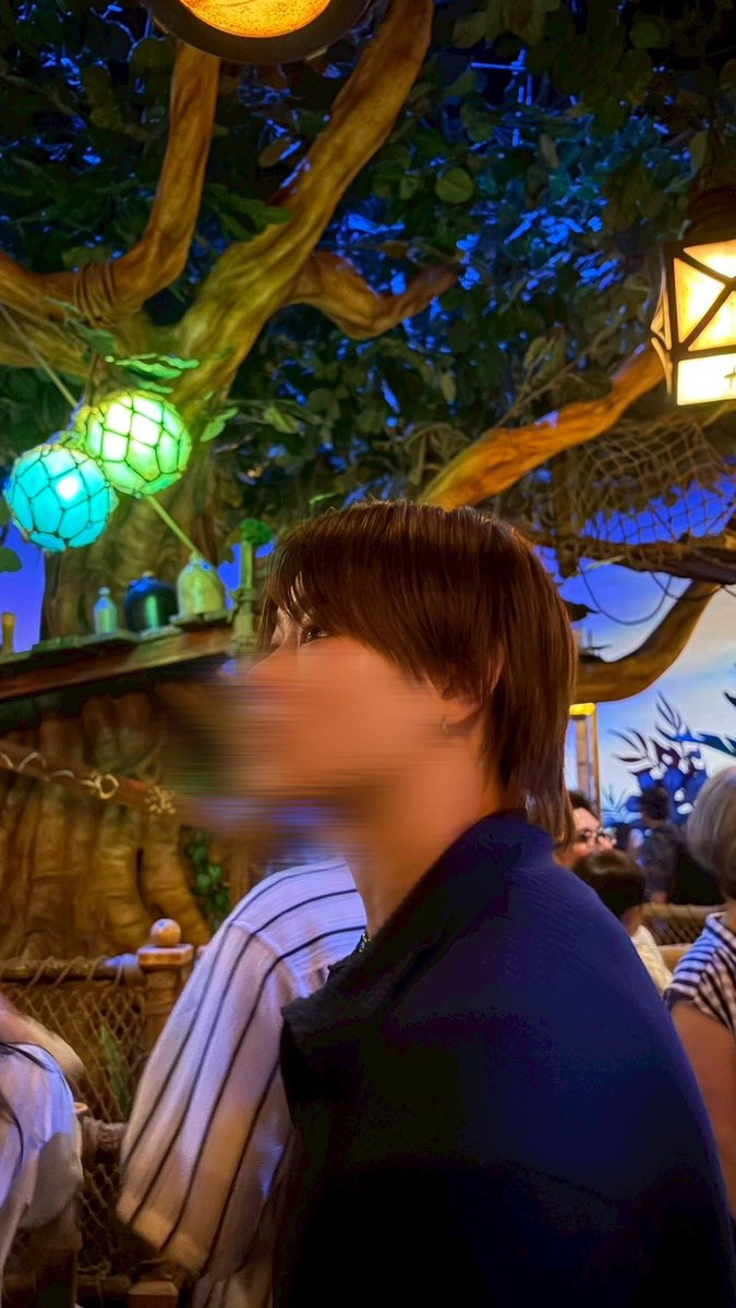Rogg00n's tweet photo. 7月頭にディズニーシーに行ってきました。
最後のアクアトピアでびしょびしょになってきたよ https://t.co/ijmoydRXqm