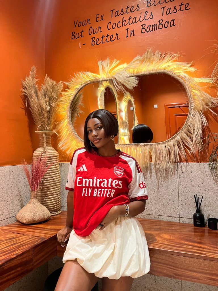 Anniparis1's tweet photo. How many trophies are we bringing home this szn? 😁🏆 https://t.co/N5zJRYotjX