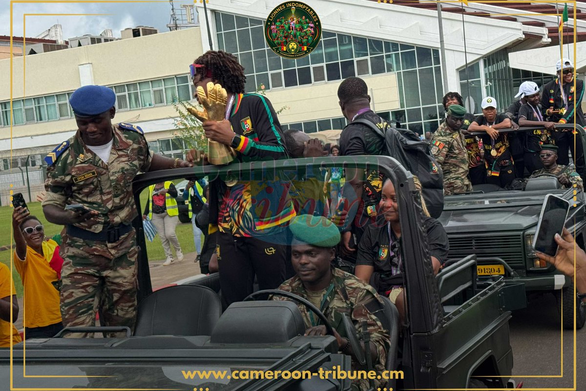 CamerounTribune's tweet photo. Sous la houlette de Marie-ThérèseAbena Ondoa, Ministre de la Promotion de la Femme et de la Famille, les Lionnes Indomptables, Championnes d’Afrique, sillonneront les principales artères de la ville de Yaoundé pour communier avec la Nation. https://t.co/3CPgsMcAkI