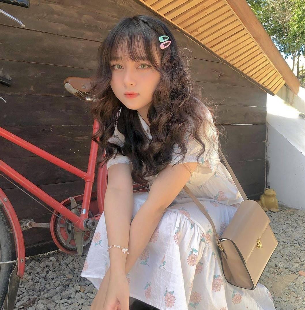 oea3im's tweet photo. They say as long as at least one person cares for you, life isn’t a waste. So when things go terribly wrong, and you feel like giving up, please remember you still got me https://t.co/RaCGkV0jjM