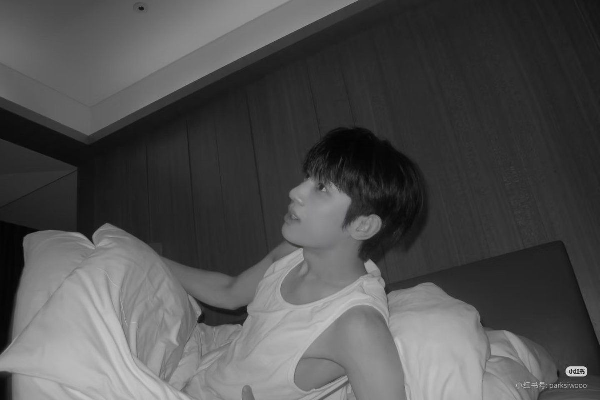 Mammoth050722's tweet photo. @040327Wty 背心一致 代了代了 https://t.co/rs76HwEMX1