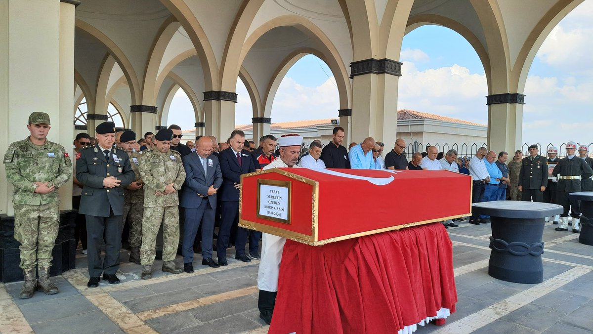 Sehitkamilkyk27's tweet photo. Kaymakamımız Sayın Ahmet ODABAŞ, ebediyete irtihal eden Kıbrıs Gazisi P. Ast. Nurettin ÖZEREN (83) için düzenlenen cenaze törenine katıldı.
 https://t.co/NHkgdLg5f8 https://t.co/YEgui6Qdiu