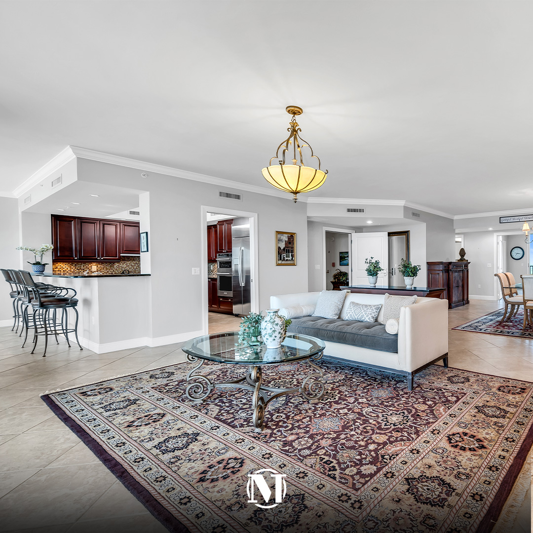 MichelleThomasT's tweet photo. Newly Listed:
1050 Borghese Ln #1405 #NaplesFL
3 Beds | 3.5 Baths | 2,623 Sq Ft
Offered at $725,000

View Listing: https://t.co/fyUIZ98AcI

#michellethomasteam #sothebysrealty #HammockBay #LuxuryRealEstate #NaplesCondo #PanoramicViews #SouthwestFlorida #GolfCommunity https://t.co/Nos9IhIauV