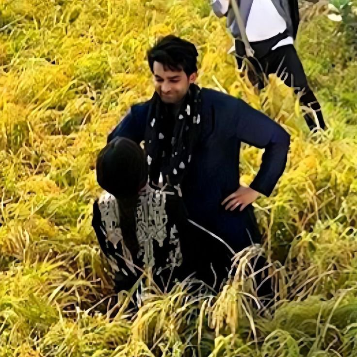 themluesoul's tweet photo. O MY GOD , THEY ARE SO CUTE 😭

#sajalali #bilalabbaskhsn https://t.co/hxz5FJ8dtF