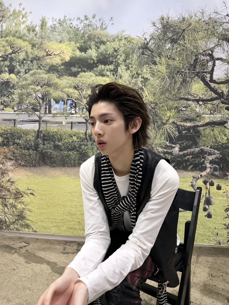 Uuv0aq's tweet photo. @JUHOONGLOBAL JUHOONIVERSE keeps growing with every new person who learns your story, JJUNIQUE sincerity touches audiences deeply, as JJUST THE BEGINNING stretches far ahead.

FIRST TO FOREVER WITH JUHOON

#JUHOONOneYearToBeyond
#주훈과_함께한_첫해
#JUHOON #주훈 https://t.co/7TAgS79WEr