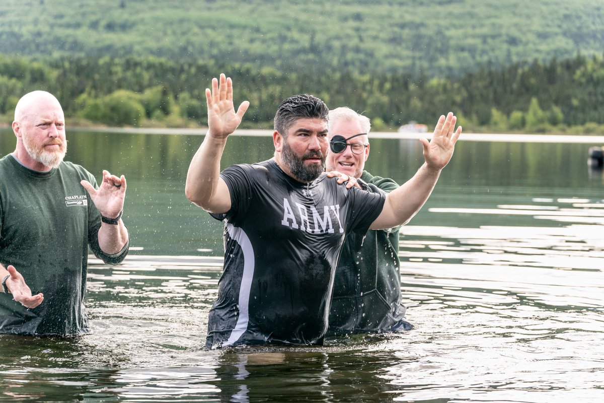 Franklin_Graham's tweet photo. We thank God that every week at @SamaritansPurse Operation Heal Our Patriots in Alaska we see men and women come to faith in Jesus Christ, rededicate their lives to Him, and recommit their marriages to God. https://t.co/Mi623Xq9cU