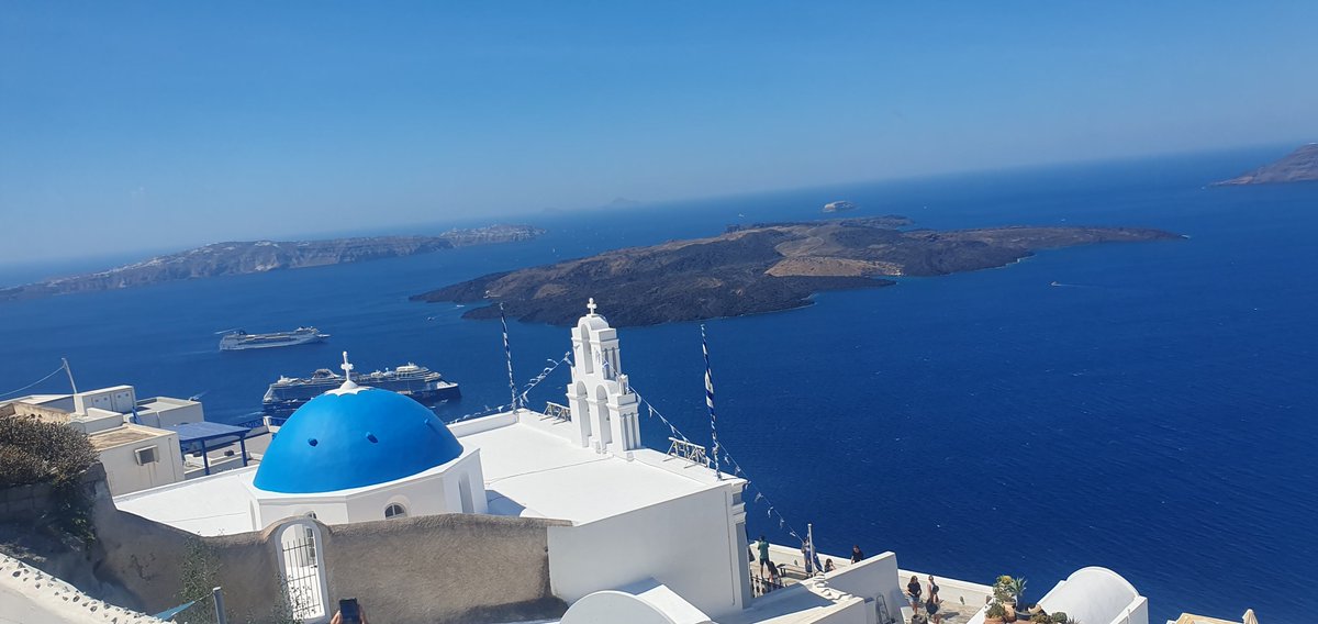 VinicAlejandro's tweet photo. Santorini - Grecia https://t.co/SuSNrcxUiW