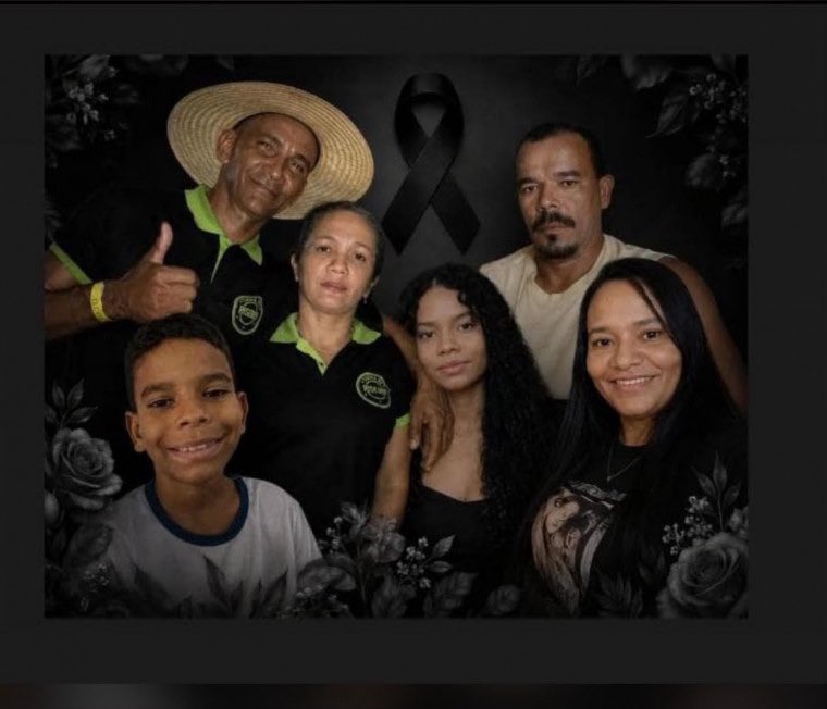 portoonlinee's tweet photo. 🚨TRISTE! Acidente entre carro e caminhão deixa seis mortos da mesma família no Tocantins. Entre as vítimas estão uma criança e uma adolescente. https://t.co/wSEJrNiyCs