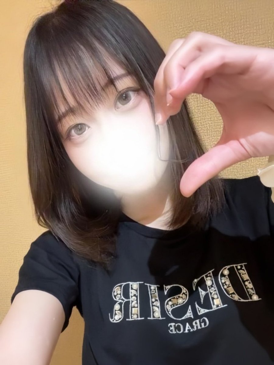 cy2eat's tweet photo. 假如讓你打劫我
你是劫財  還是劫色唷~ https://t.co/QPZjxxVlKo