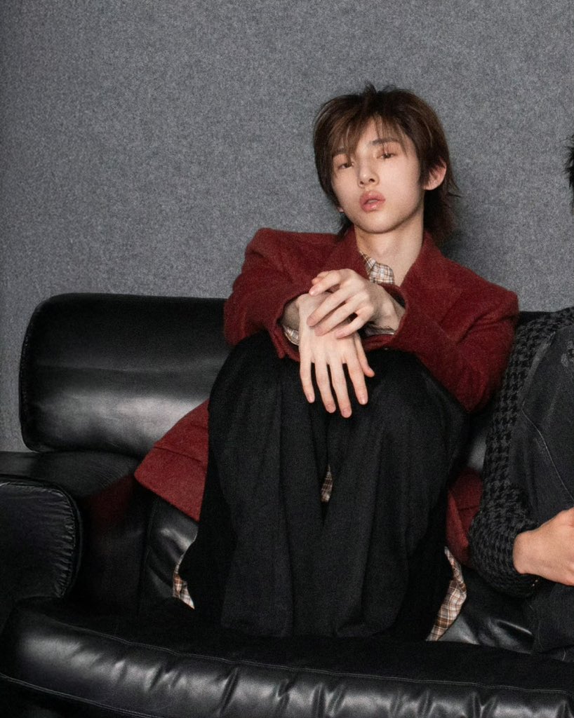 Uuv0aq's tweet photo. @JUHOONGLOBAL JJUST THE BEGINNING frames our first‑year milestone, every precious memory we gathered forms JUHOONIVERSE defined by your JJUNIQUE authentic self.

FIRST TO FOREVER WITH JUHOON

#JUHOONOneYearToBeyond
#주훈과_함께한_첫해
#JUHOON #주훈 https://t.co/FEDkokffmA
