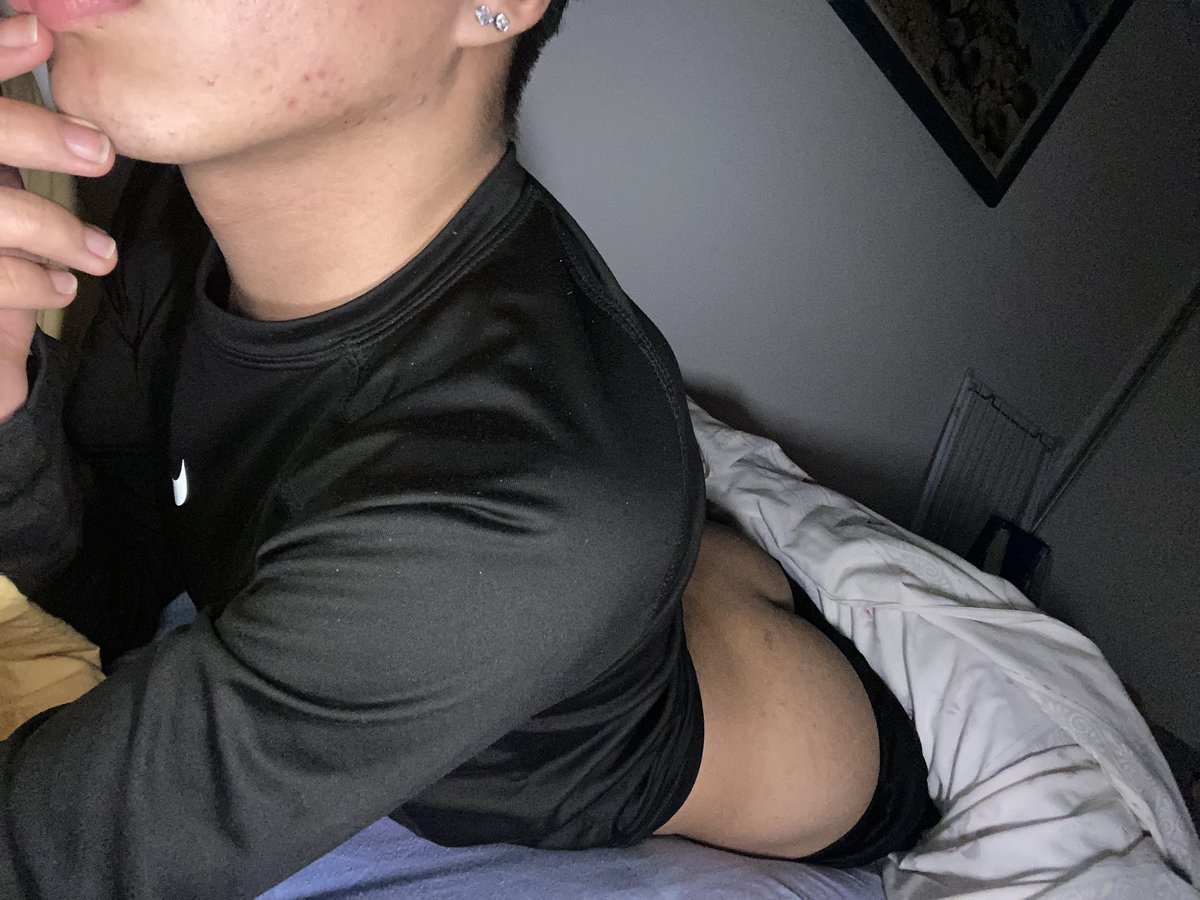 caatbl4ck's tweet photo. orto o pija? 🍑🔥🍆 https://t.co/BwJyb9PT9A