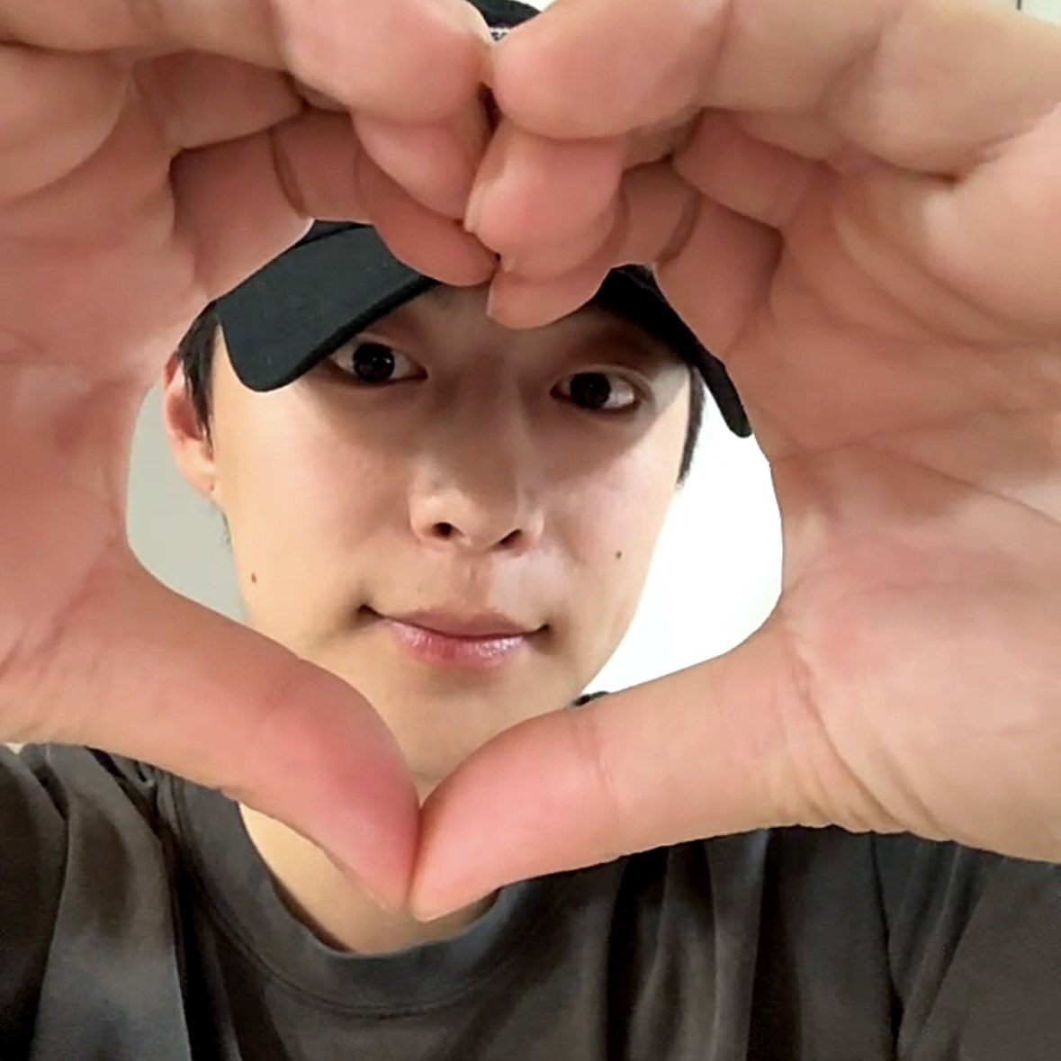 dlsgur980404's tweet photo. 하트 4종세트💚
#배인혁 https://t.co/wOxlaeVCzM