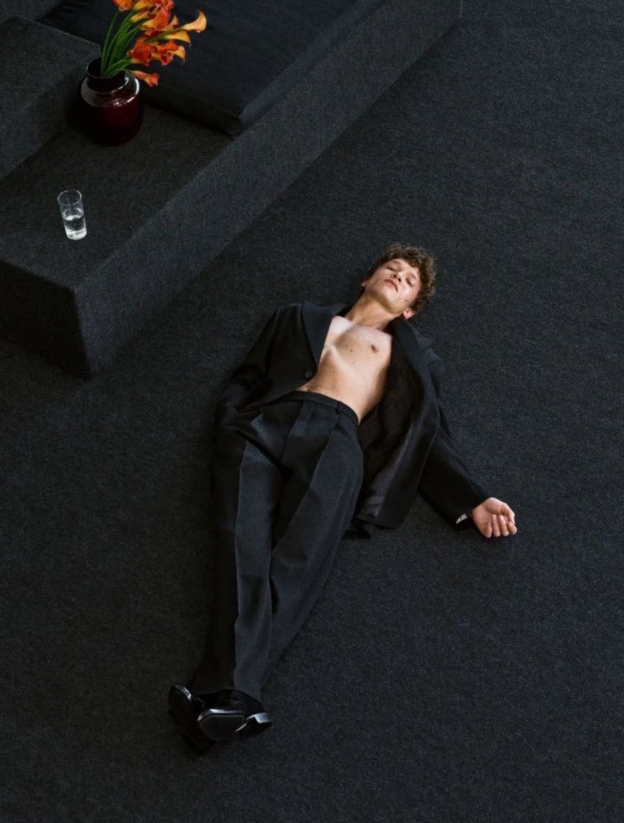 _filmcrave's tweet photo. Connor Storrie for Saint Laurent. 📷 https://t.co/2UnR7W04WR