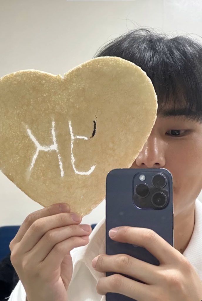 0foreverY's tweet photo. 영현시 ~ https://t.co/6Iu2zYf4cN