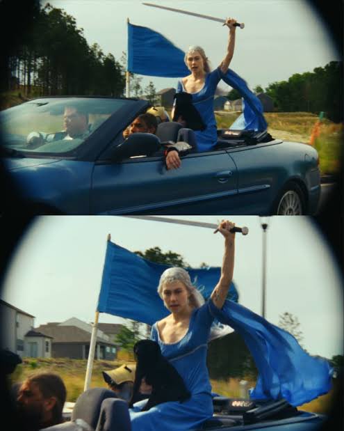 rayshabir's tweet photo. ada phoebe bridgers bjir https://t.co/Fw98awb6BS