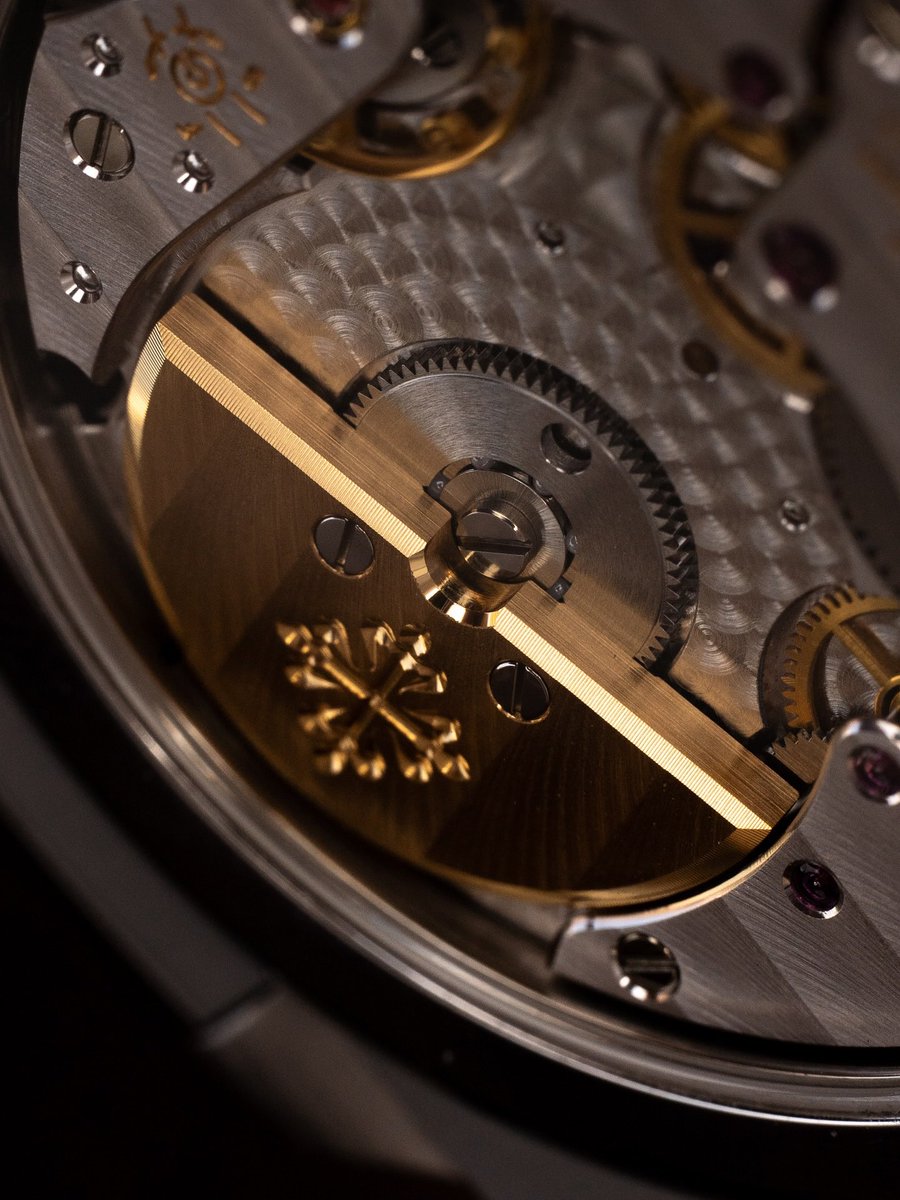 patekphilippe__'s tweet photo. Patek Philippe Nautilus 5712/1A https://t.co/0IVQAFEewH