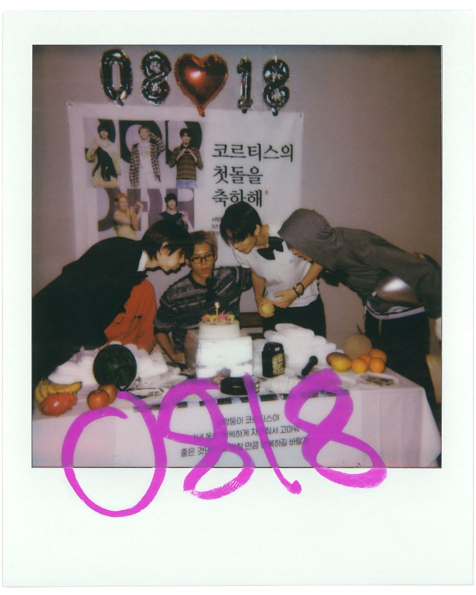 CORTISINDONESIA's tweet photo. [260818] INSTAGRAM

1 years old 

#코르티스코어_일주년을_축하해
#FirstYearOutsideTheLines
#CORTIS #코르티스 https://t.co/1exBaXhM2E