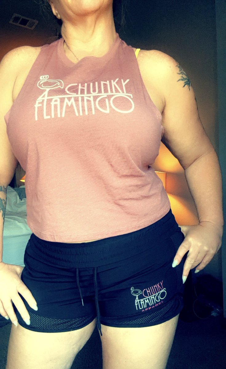 ChunkyFlamingo's tweet photo. It’s #MingoMonday so grab Monday by the throat and #RockTheMingo today! Add to cart 🛒 and it will ship quick! Orders today will get a freebie from me! https://t.co/R2WTwADFlI https://t.co/xYLlKKqiPV