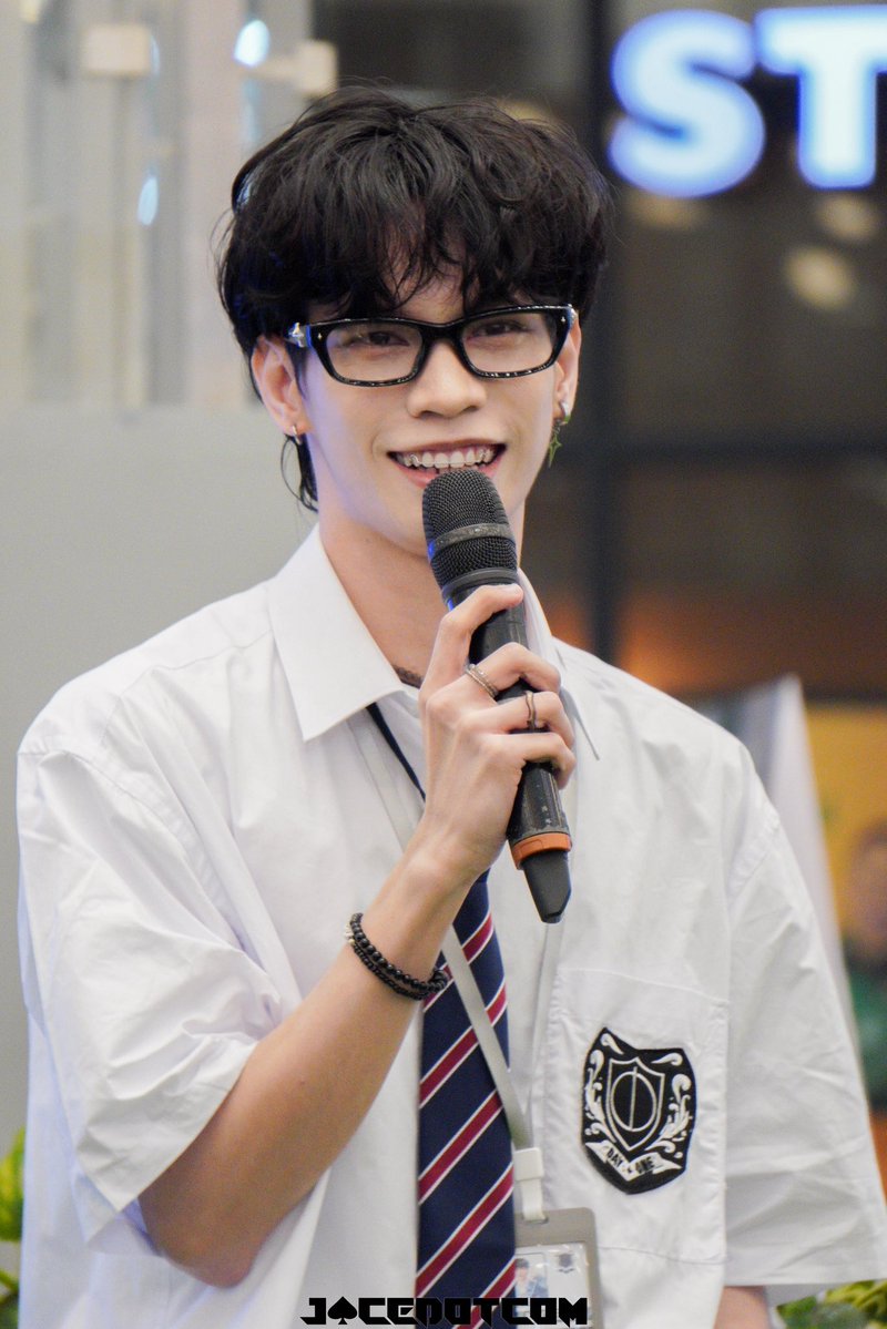jacedotcom0303's tweet photo. 260815 | DAYONE STARTS AT SM TELABASTAGAN

🐹 NYLE 🐹

#DAYONEFindTheirStories 
#DAYONEOfficial @DAYONEOfficial_
 #DAYONE_NYLE https://t.co/6ozft2tVXZ