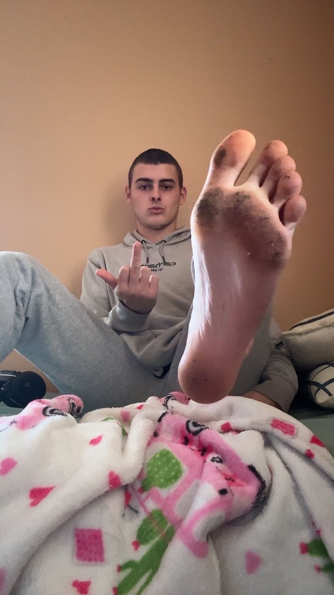 MasterMarco6969's tweet photo. been crazy busy with work.. but a true KING can only hold off on abusing wallets for so long😈
GET IN THE DMS AND GET TO SERVING ..Prove your worth and fall under the power of these size 15s😈
@findomfan420 @diamond__here 
#findom #cashsub https://t.co/TfM7OMC8Zs