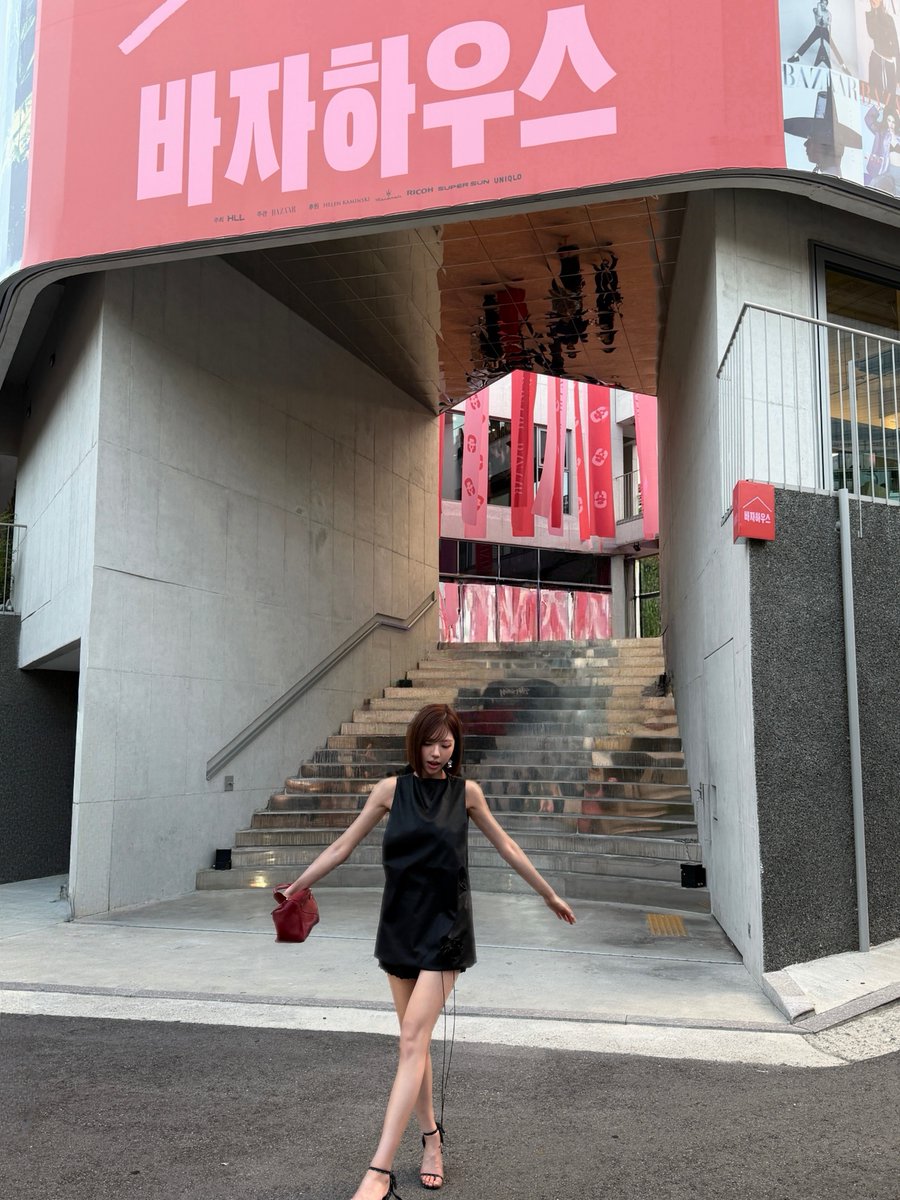 McSencro's tweet photo. ダイエットはいつも『明日から本気出す』の繰り返しなんだが。明日も頑張っていこう！ ✨🌟
ofPAh https://t.co/s9P67z8vBL