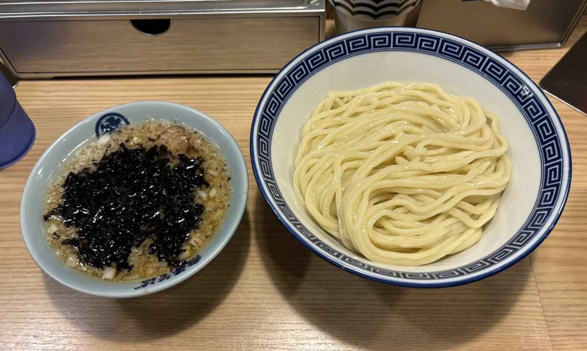 Maaa7707's tweet photo. 【流。ゲリラ限定】
『スワローダイブ～ニップン式～』
肉めし

美味しくいただきました😋
ごちそうさまでした🙇‍♂️

煮干しそば流。
 #十條　#煮干しそば流 https://t.co/Tm1Wa2gRKL