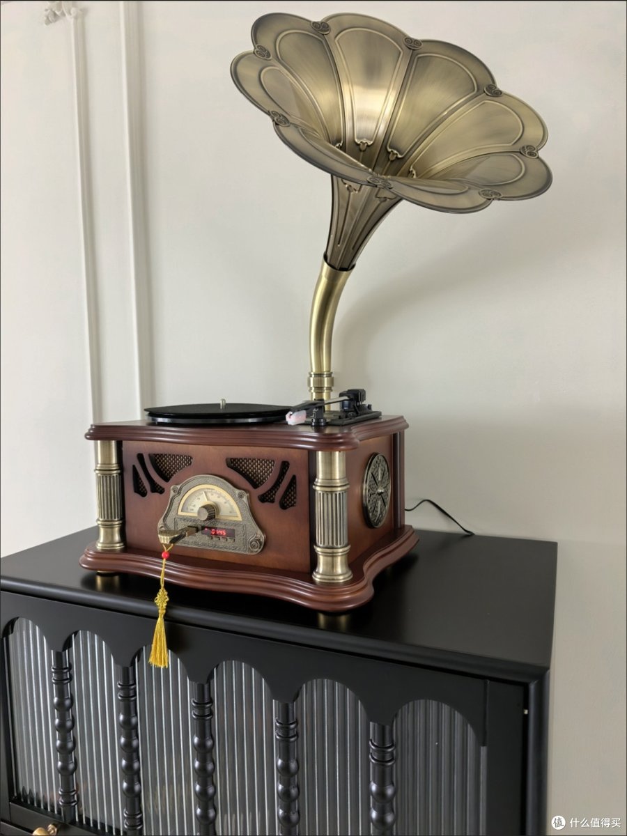 mounspirate36's tweet photo. Cranked up my favorite indie playlist on a rainy afternoon—nothing hits quite like raw guitar riffs and soulful vocals that stick with you all day. https://t.co/lxK1sFTnMf