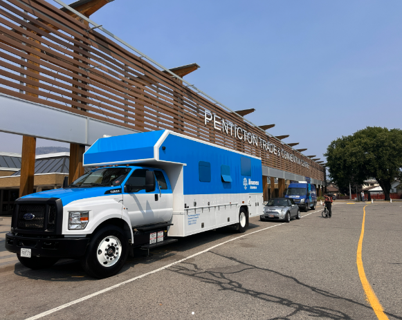 Wawanesa's tweet photo. Our Mobile Response Unit (MRU) is in Penticton, BC starting Monday August 17 to support to members impacted by the Bald Range wildfire.

Find us at:
📍 Penticton Trade and Convention Centre (273 Power Street)
🕘 9 a.m. to 7 p.m. daily 

https://t.co/ZxZ7wP355D #BCWildfires https://t.co/tj5WsmESdU