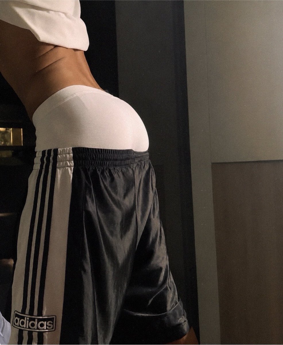LightningM1qn's tweet photo. @Hardtomxxx2 @DeepDick10x7 Both is good =))) https://t.co/maHu0c1PMs