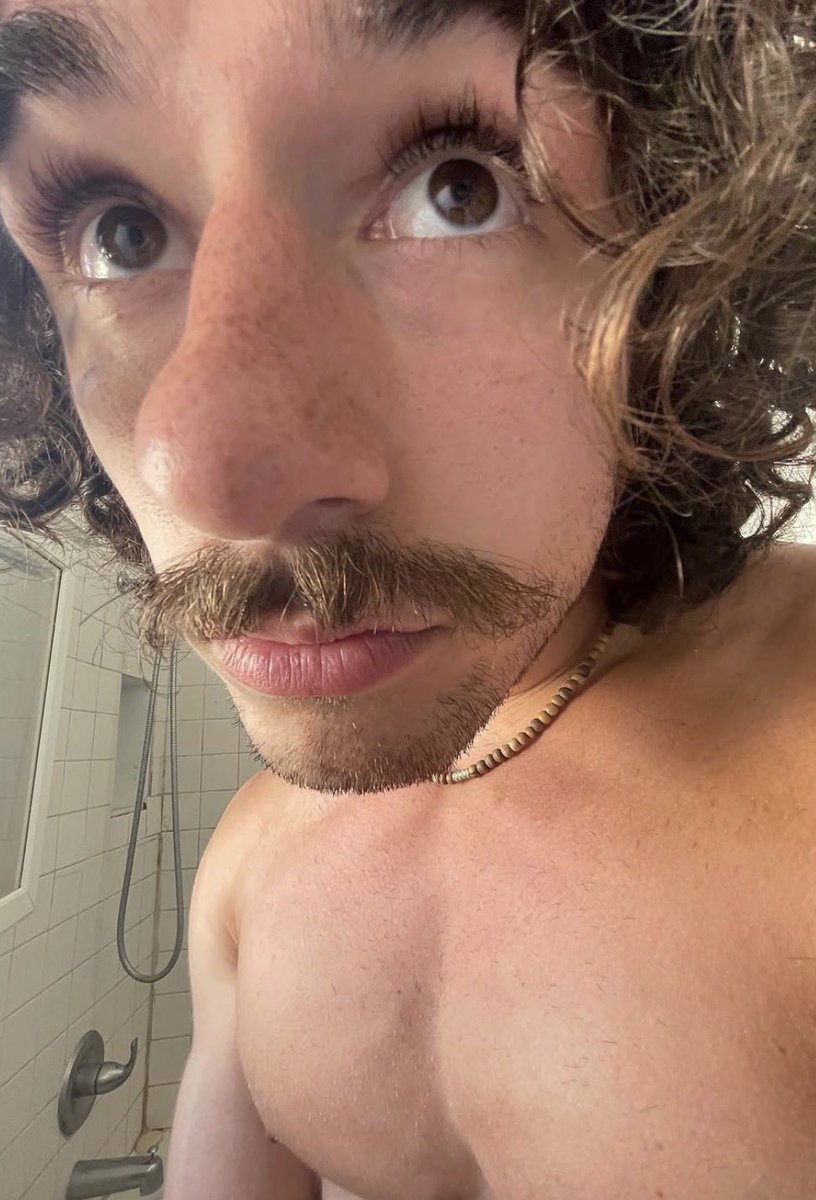 AdeptGooner's tweet photo. More Keith face porn https://t.co/RmKUjg9Ujy
