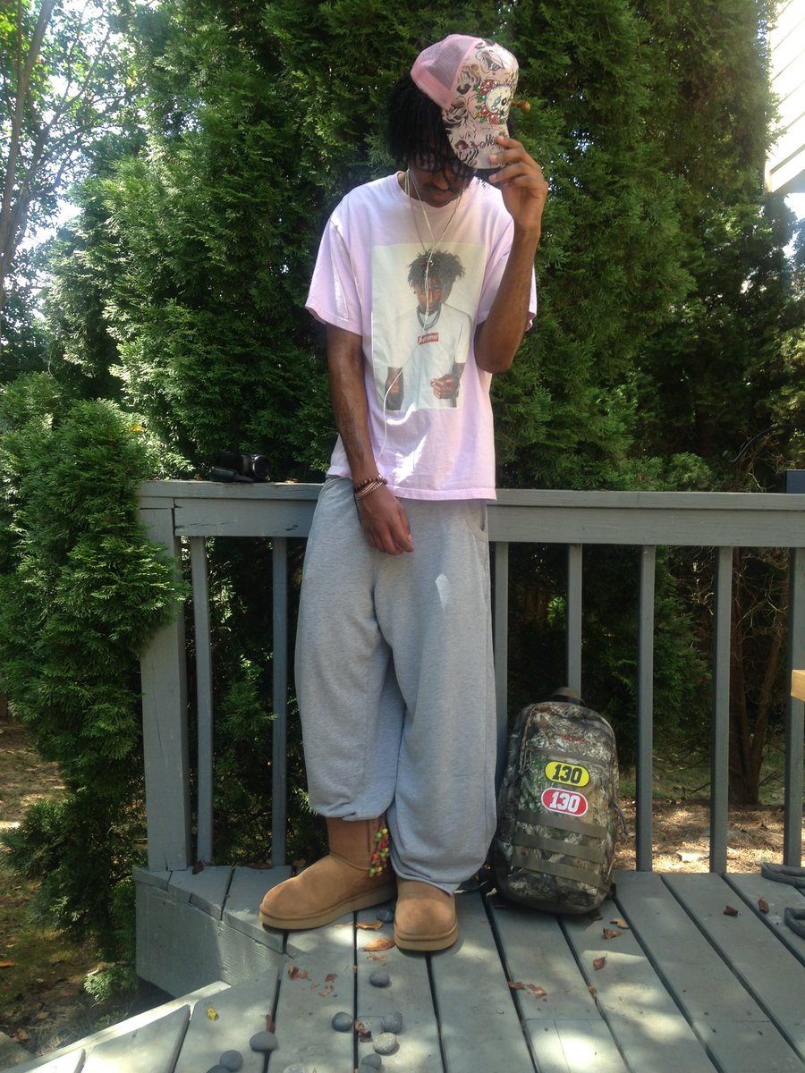 cdyys_'s tweet photo. https://t.co/LmxMZBLfYQ