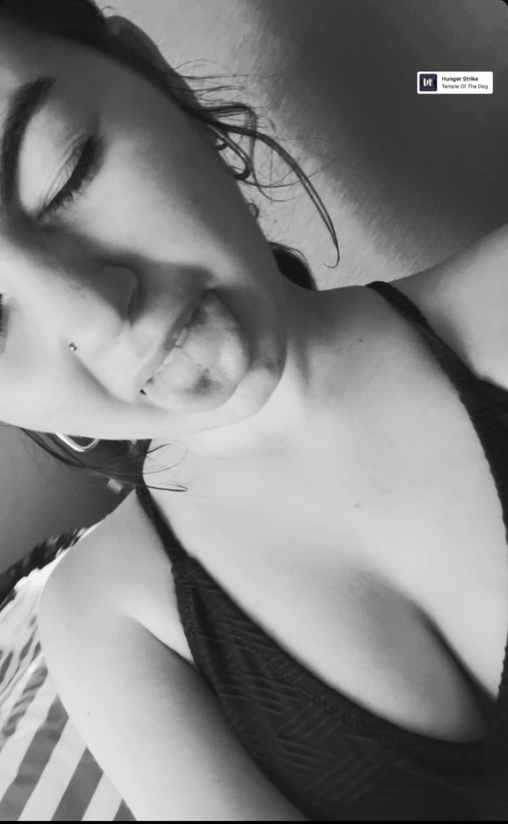 Amyqez8's tweet photo. Absolute goon meat, her names Emily i love sharing all my irls hehe 🤭
#irl #faceporn #goonbait #bopper #wankchat https://t.co/6a1dVe4rKH