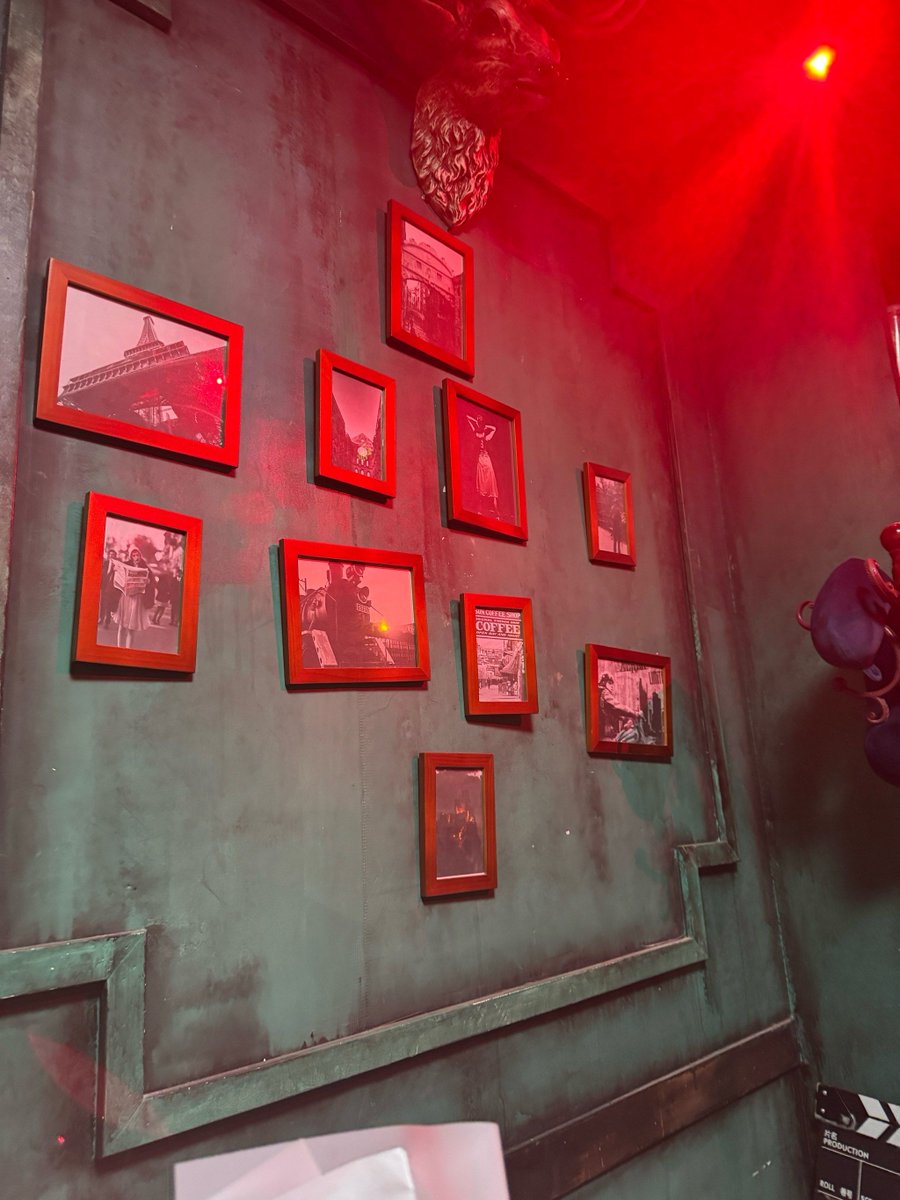 BangKieda's tweet photo. Stuck in a dim secret room Solve cipher puzzles, unlock hidden drawers u0026 escape before the timer hits zero! #EscapeRoomChallenge https://t.co/ezUfqD5pbc