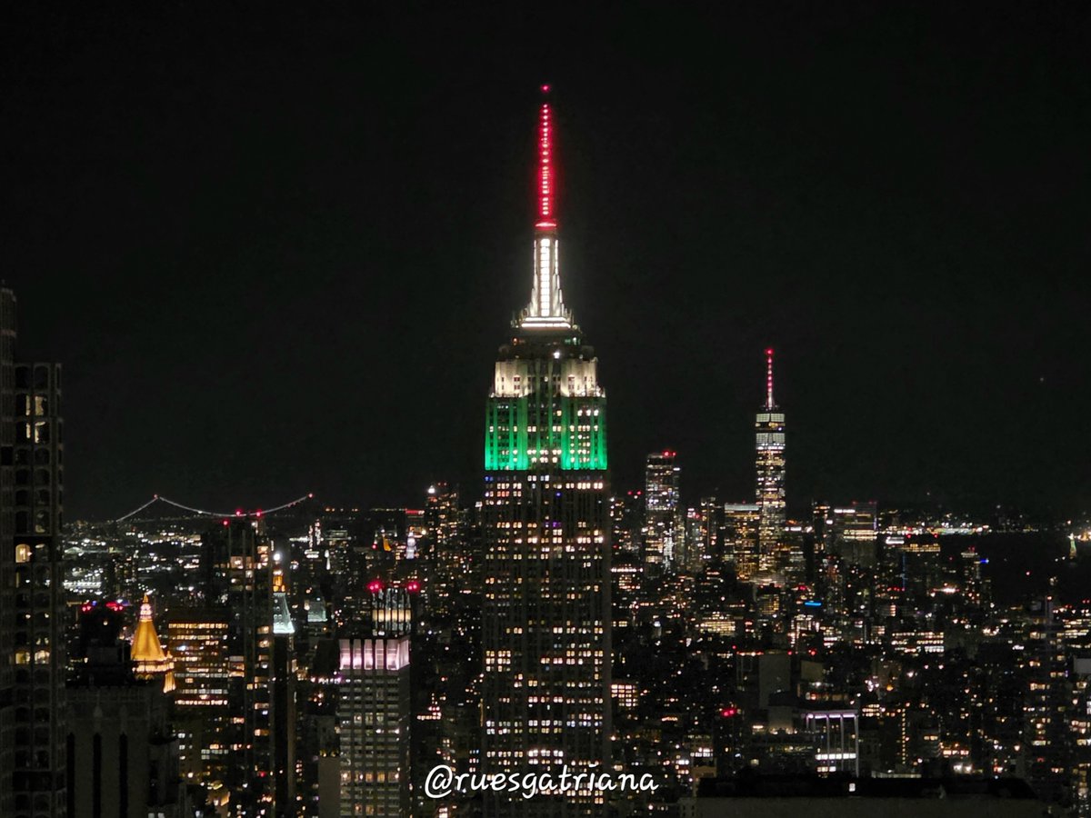 ruesgatriana's tweet photo. "La Gran Manzana"  Nueva York. (📷 Movil) https://t.co/kWbygCJyff