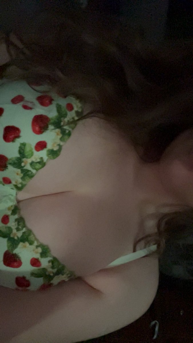 glittergazed's tweet photo. :o #nsfwtwtًً #nsfw https://t.co/wm6nCKHO1i