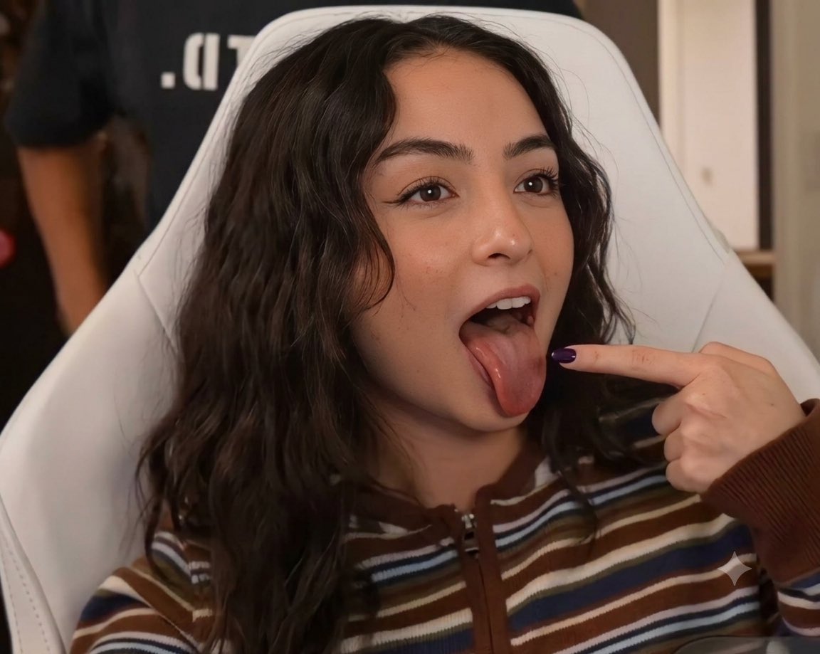 StreamerGirls_'s tweet photo. Sakura Shymko on stream talking about how much she likes cum tributes! 🫣 https://t.co/tAm6wM9OT8