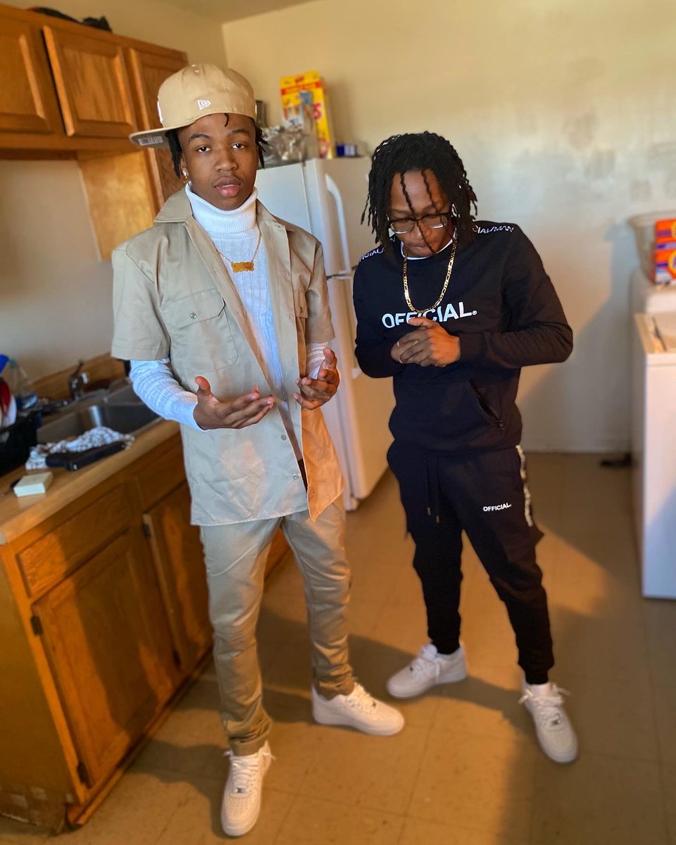 YoungMacManee tweet picture