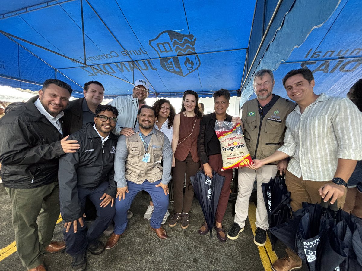FAOBrasilCoop's tweet photo. 🇧🇷🇵🇦 Este lunes, ha empezado la misión técnica de @conab_oficial al @IMAPanama, en el marco del programa de cooperación @FAOBrasilCoop. 
La primera visita fue a la Mega Feria del IMA, una iniciativa que acerca alimentos🍌🥬🥕a las familias panameñas a precios + asequibles. https://t.co/GbPYmlZ3Ck