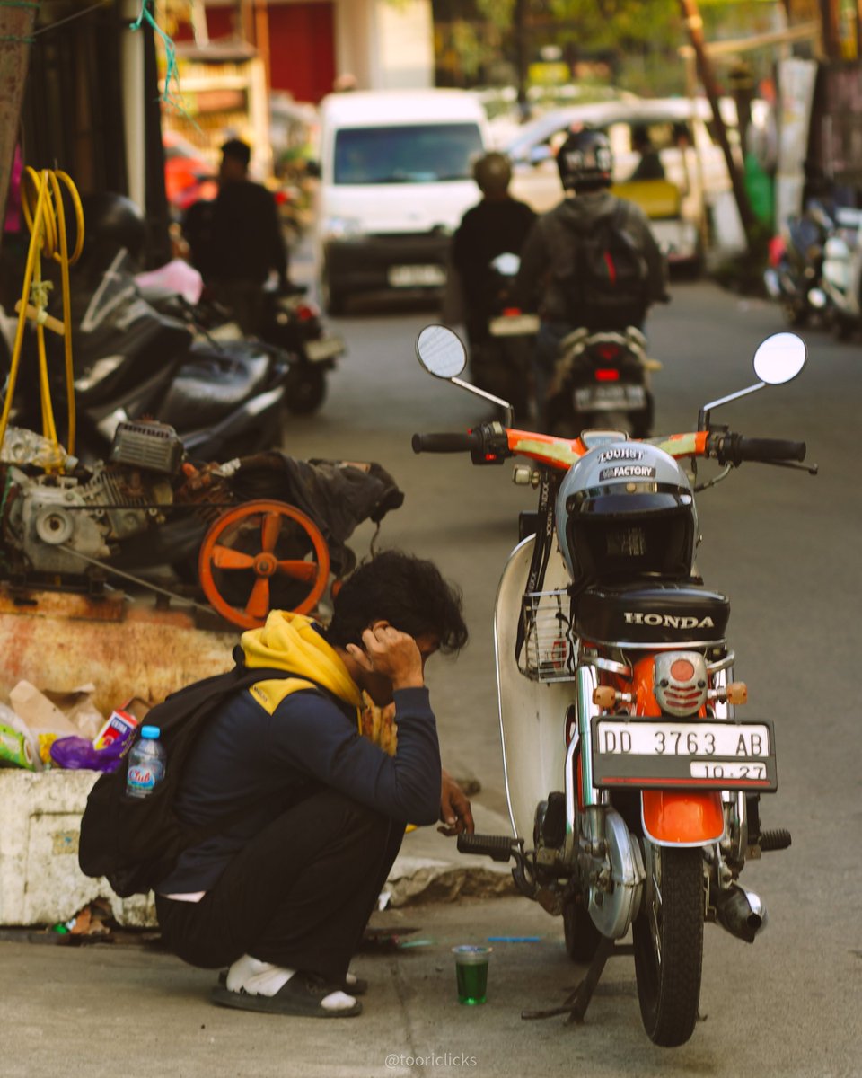 tooriclicks's tweet photo. Street photography 
.
.
#streetphotography #street #streetlife #streetfood #streetfashion https://t.co/jsz5bm0DlH